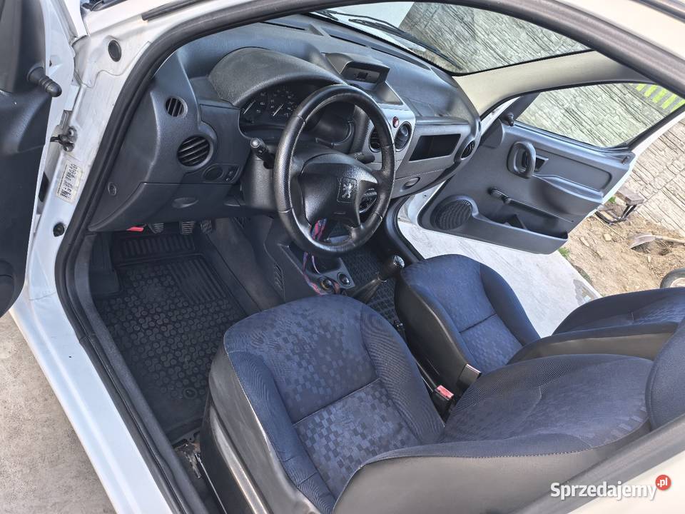 Sprzedam kupiony w polskim salonie