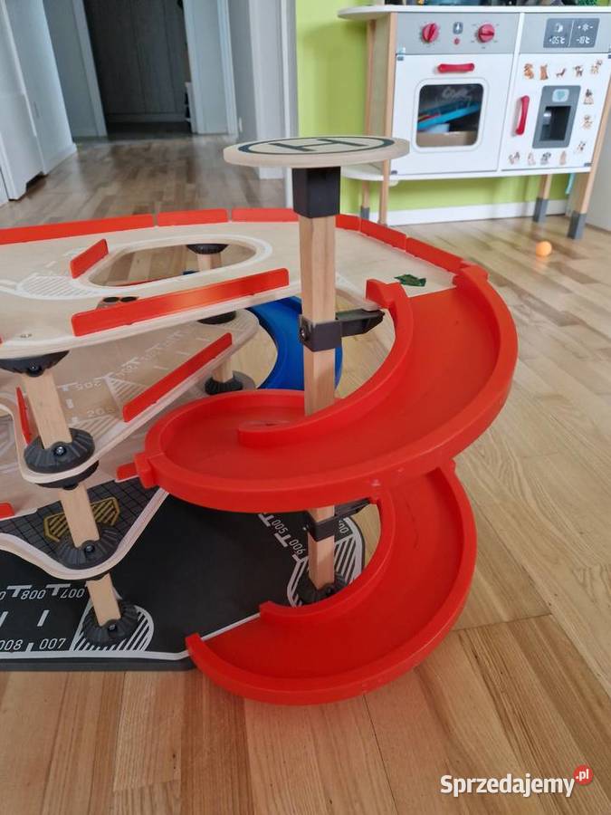 Parking drewniany duży 4 piętra z windą 3 lata+ Bydgoszcz sprzedam