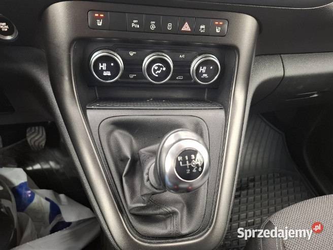 MERCEDESBENZ CITAN 2023 133200 ccm 131 Warszawa