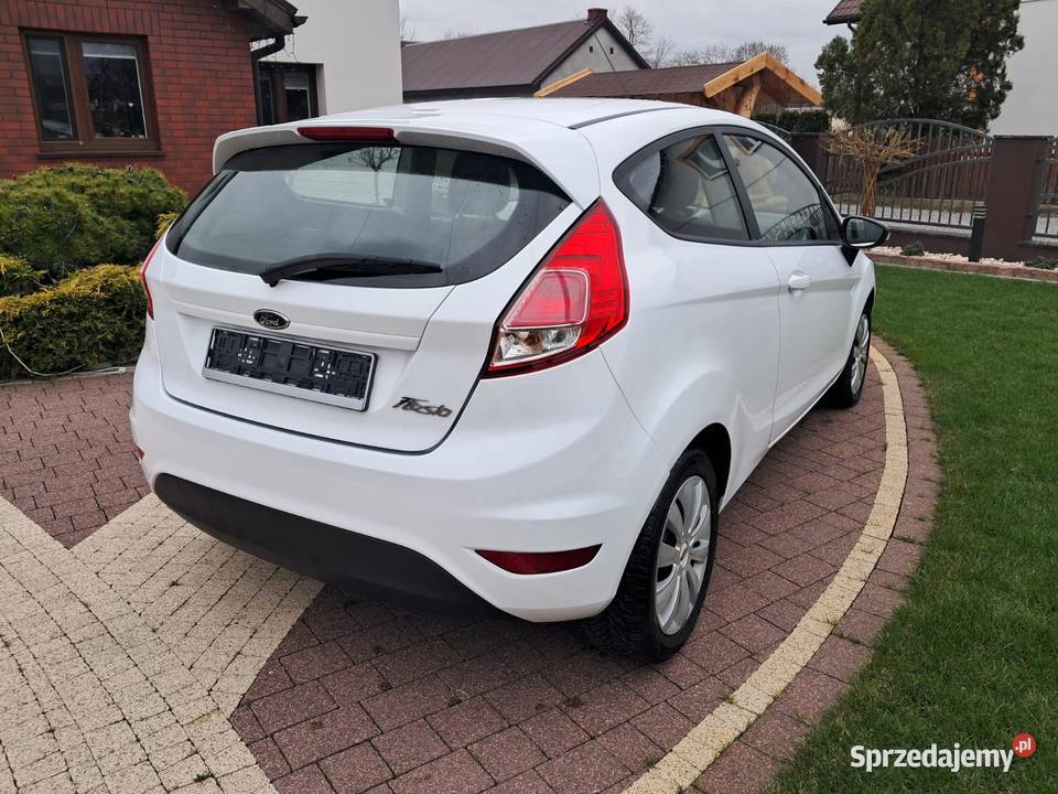 Sprzedam Ford Fiesta Mk7 125 benzyna manualna Konin