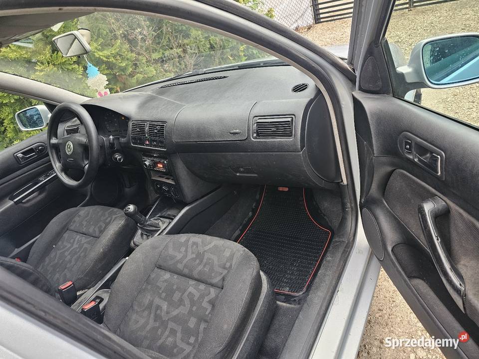 Vw golf 4 16 benzyna Hatchback łódzkie Chotynin