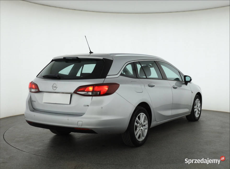 Opel Astra 16 CDTI wielofunkcyjna kierownica sprzedam
