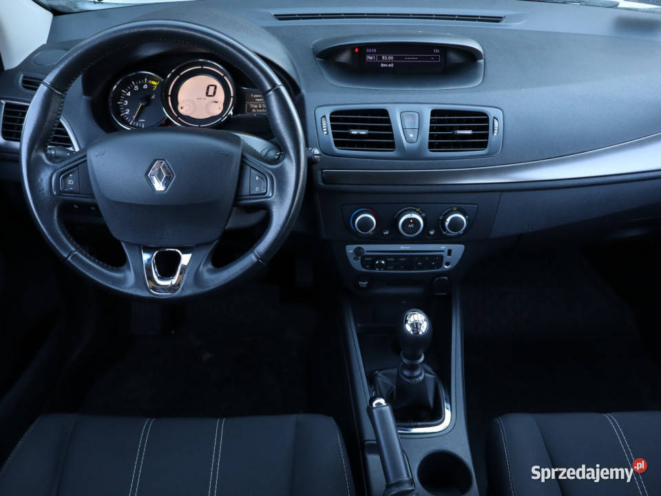 Renault Megane 12 TCe Bielany Wrocławskie