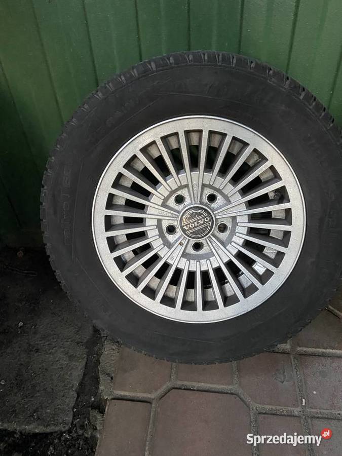 Piękne felgi do klasyka volvo 242 i 240 łódzkie Łódź