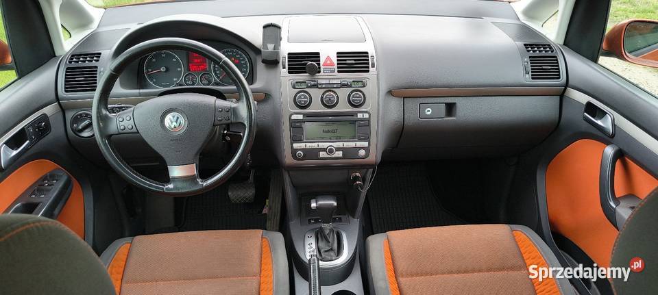 Volkswagen Touran Cross 7osobowy 20TDI BMM 140 Gubin
