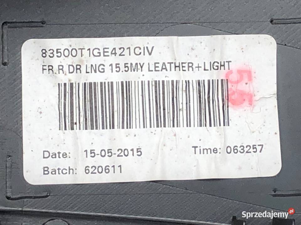 BOCZEK DRZWI PRAWY PRZÓD HONDA CRV IV SUV Tapicerki samochodowe