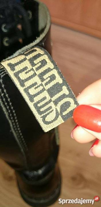 Sprzedam czarne glany piętnastki firmy STEEL Rozmiar 39 Człuchów sprzedam