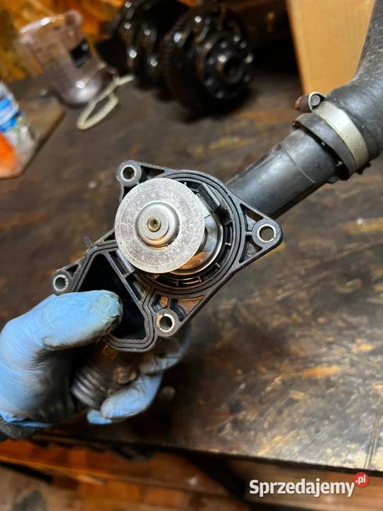 Obudowa termostatu termostat BMW M44B19 sprzedam