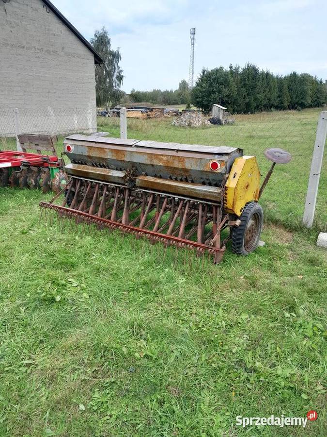 Siewniki Poznaniak na docisku zadbany sprawny nieuszkodzony Łagów