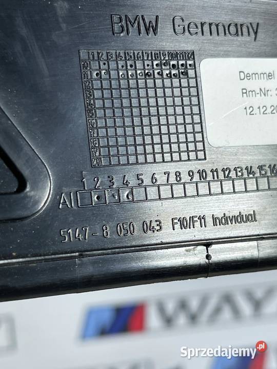 BMW F10 ACTIVE HYBRID 5 LISTWY PROGOWE NAKŁADKI Progi sprzedam