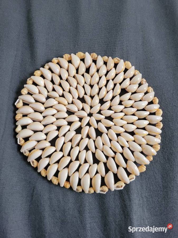 Kremowobiała okrągła podkładka pod talerz z Poznań