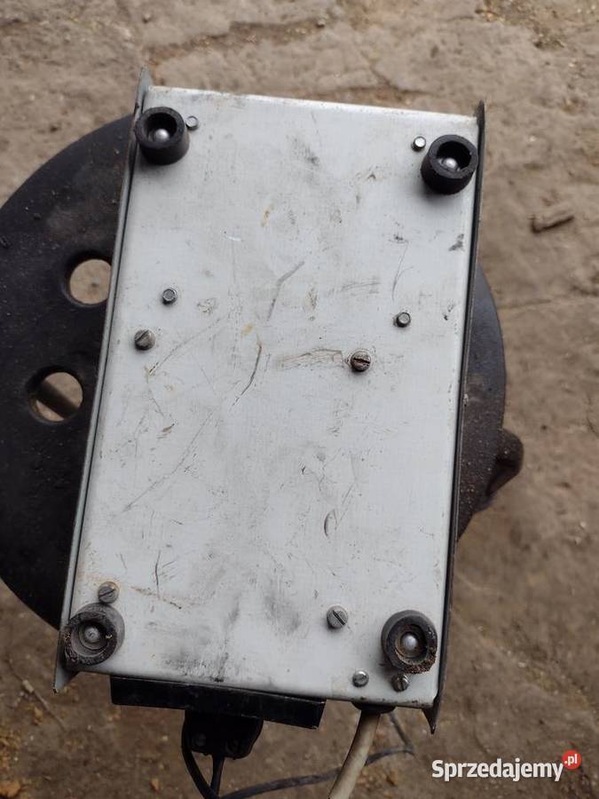 Regulator napięcia UNITRA