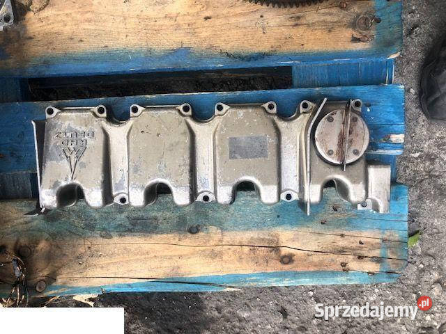 Deutz f4l1011 Pokrywa Zaworowa Pozostałe wielkopolskie Jastrzębniki