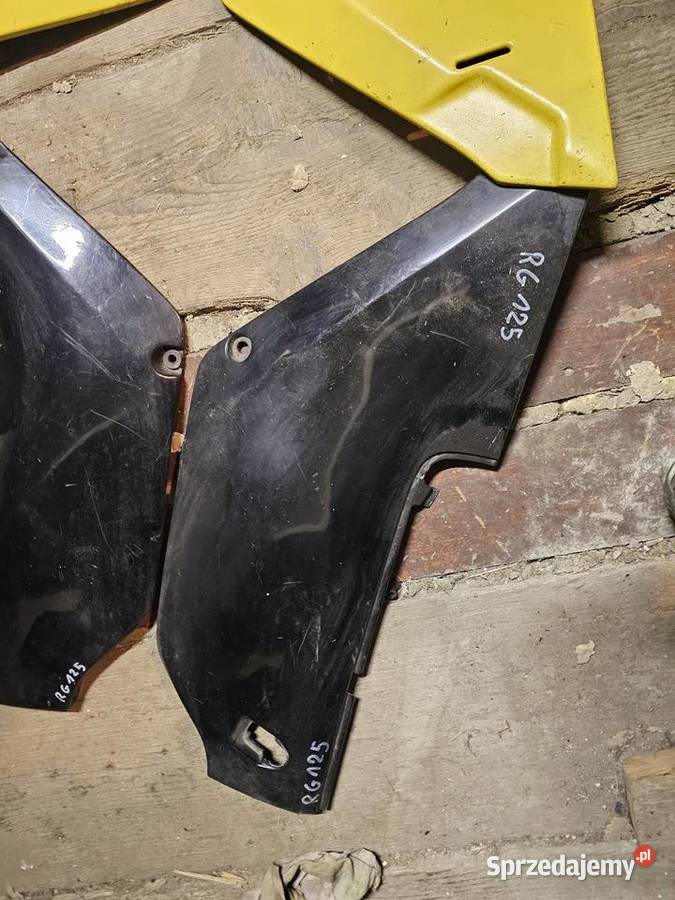 Suzuki RG 80 boczki boczek plastik plastiki Jelenia Góra