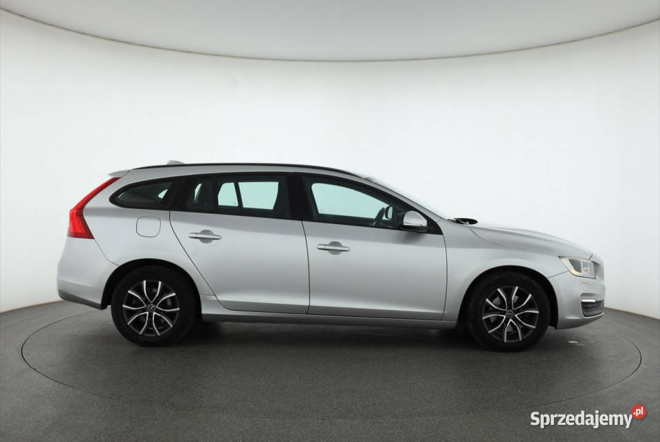 Volvo V60 D2 światła przeciwmgielne Piaseczno sprzedam