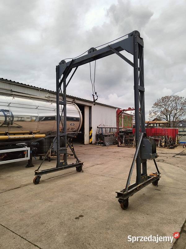 Suwnica wciągarka bramowa mobilna Zielęcice