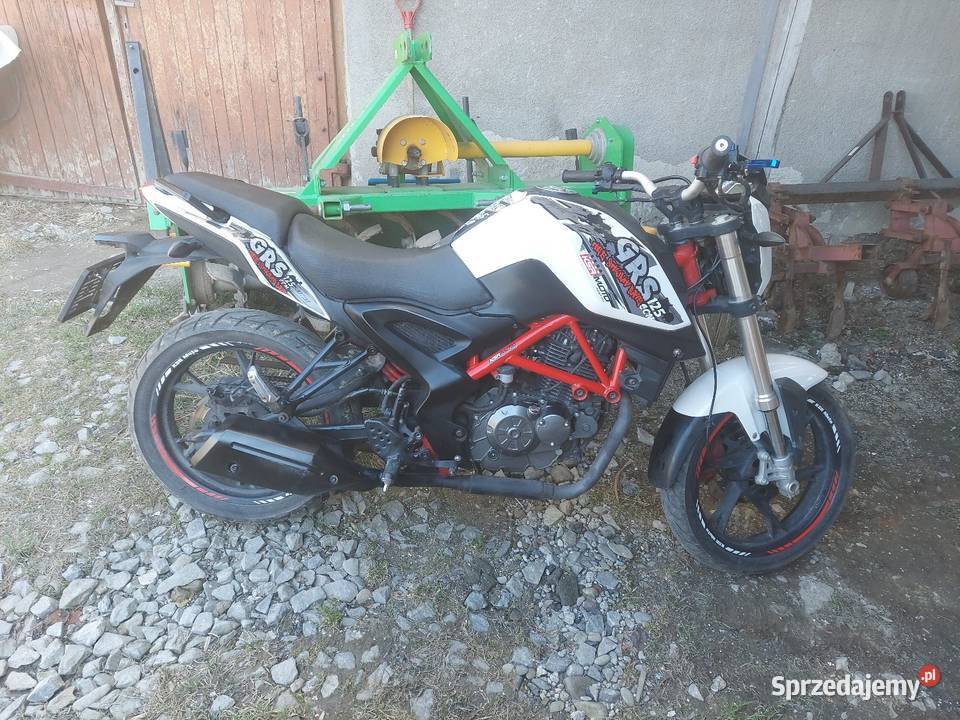 Motocykl Naked KSR Kat B 2017 125cm3 podkarpackie Blizne