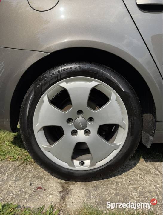 A3 Sportback16 TDInowe opony letnie bogate elektryczne lusterka świętokrzyskie Gadka