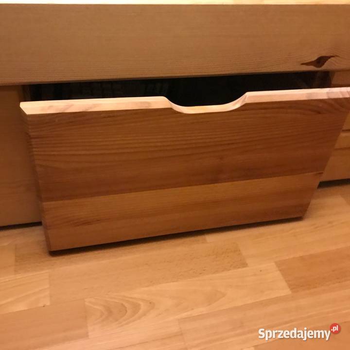 Łóżko pojedyńcze drewniane lite sosnowe sprzedam