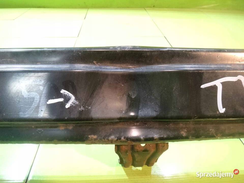 HYUNDAI i800 H1 II 09r belka zderzaka tyl