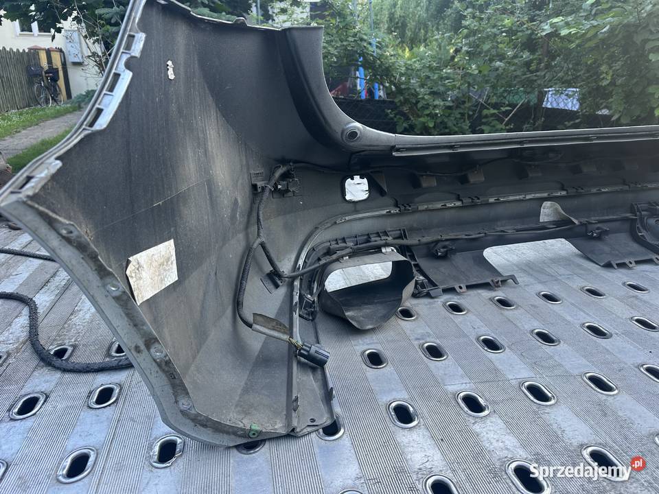 Sprzedam zderzak do Volvo V60 D6 z 2014 Rok produkcji 2014 sprzedam