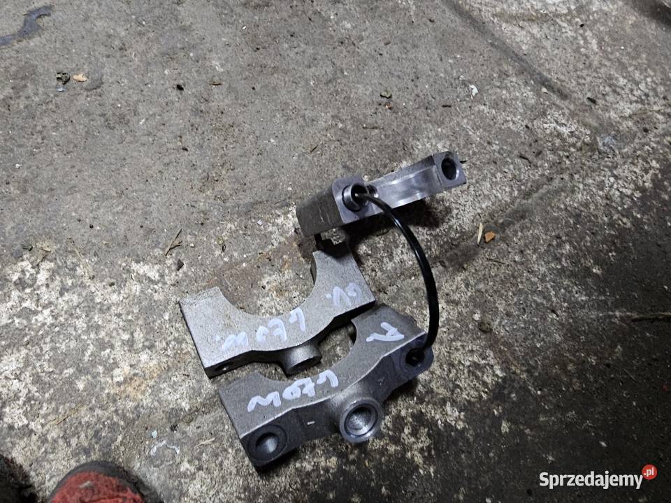 Hyosung GV 125 mostek mostki uchwyty wałków sprzedam