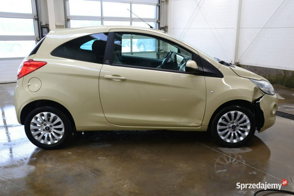 Ford KA 12 benzyna 70 wspomaganie klimatyzacja Kęty