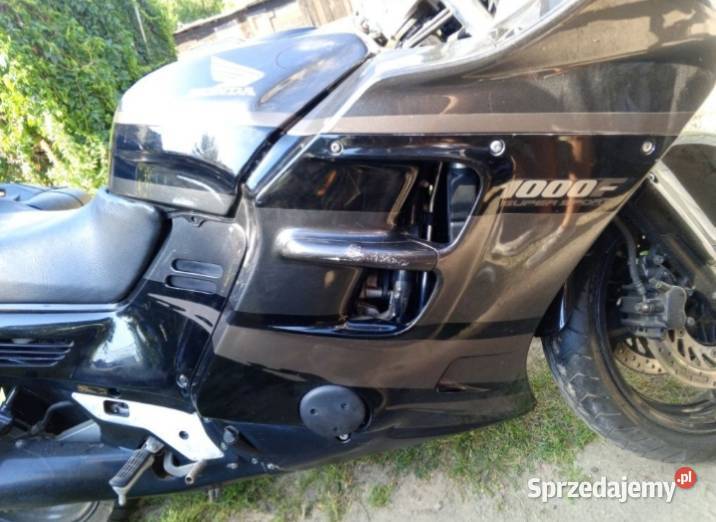 Honda CBR 1000 Turystyczny Gniew