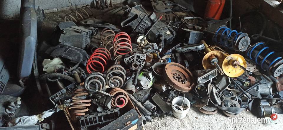 Maska BMW e36 sedan części BMW e36 Zamość