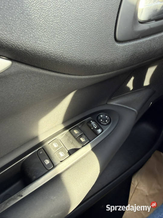 Citroen C4 16 benzyna 120 ładny świezo Hatchback Bolesławiec
