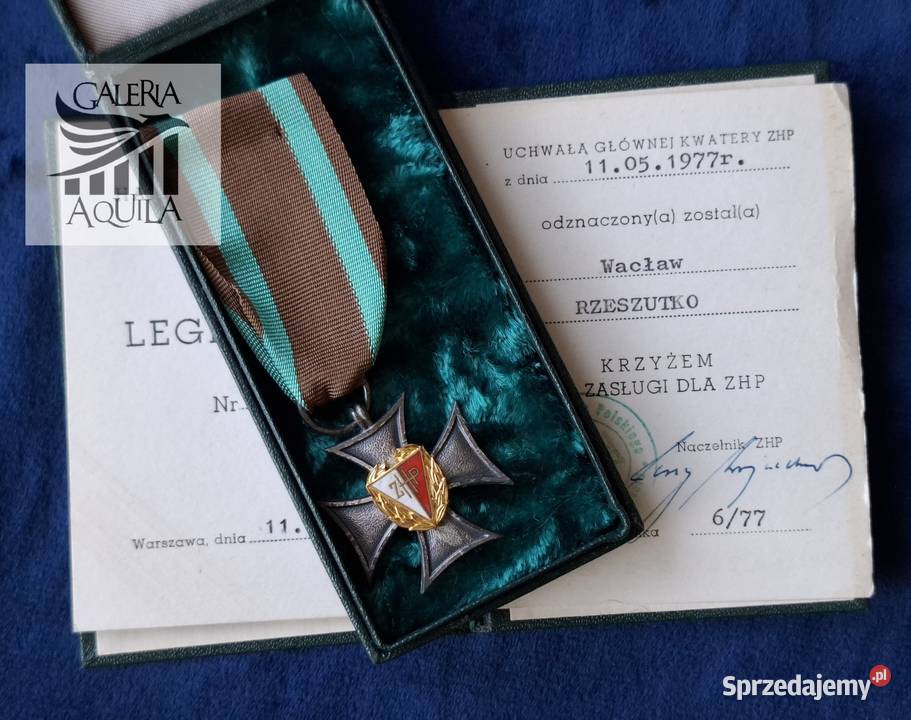 Krzyż Zasługi ZHP dokument pudełko biogram