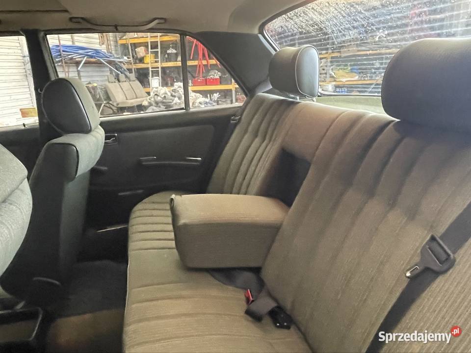 Mercedes w123 20 200