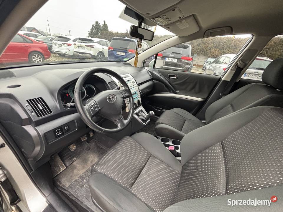 Toyota Corolla Verso Paniówki