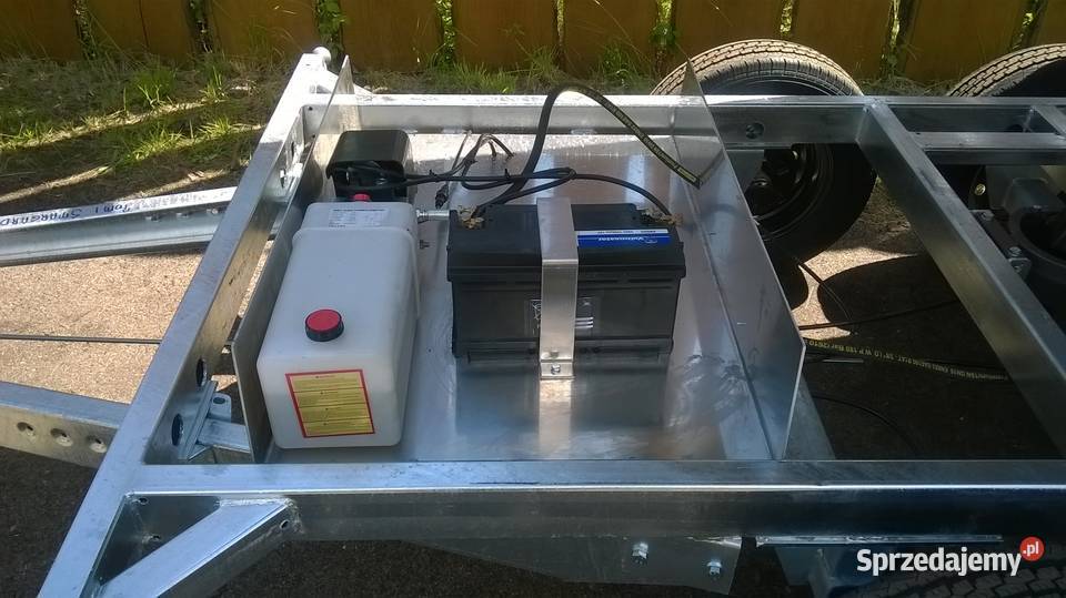 Przyczepa BORO KIPER wywrot elektr 300x180 Stargard