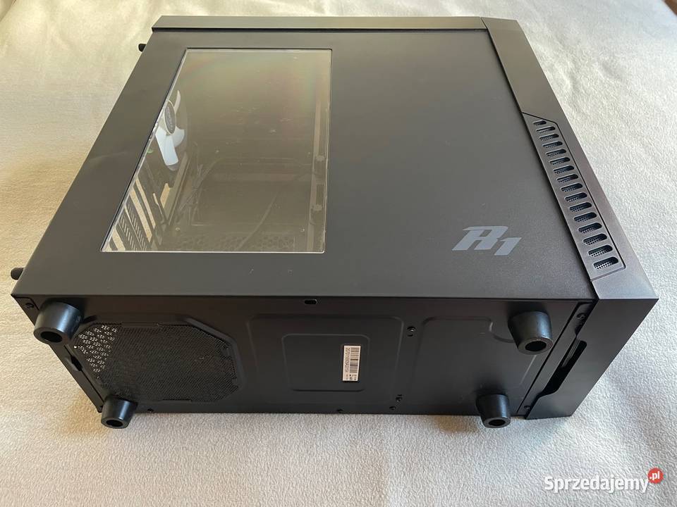 Obudowa komputera ZALMAN R1 ATX Mid Tower karton