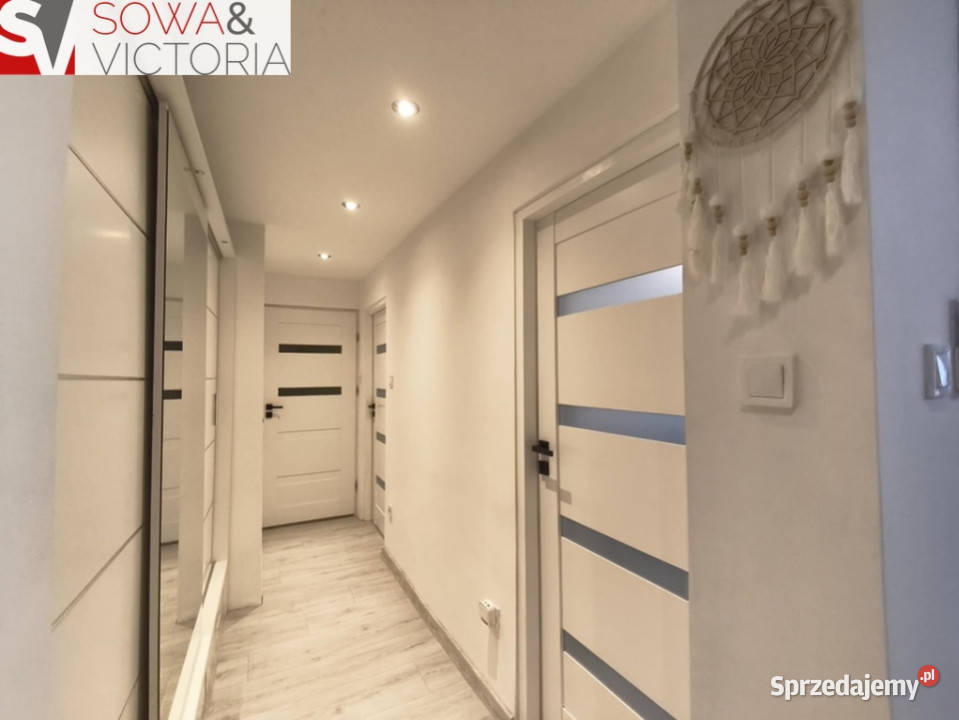 Komfortowe mieszkanie z widokowym balkonem Wałbrzych