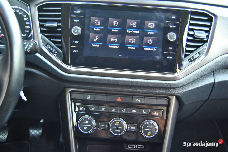 Volkswagen TRoc APP CONNECT LEDY Grzane fotele