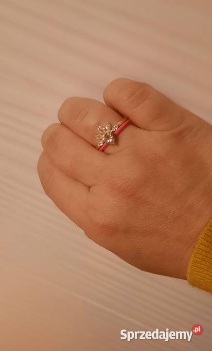 Nowy srebrny złocony pierścionek z cyrkoniami Gdańsk