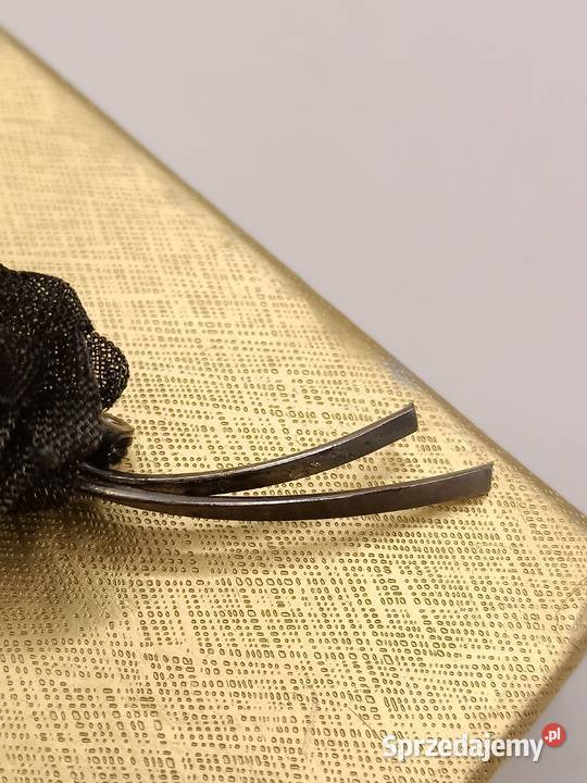 BIŻUTERIA BROSZKA PIĘKNA CZARNA RÓŻA lubelskie Zamość