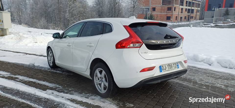 Volvo v40 16 115NAVIkamera