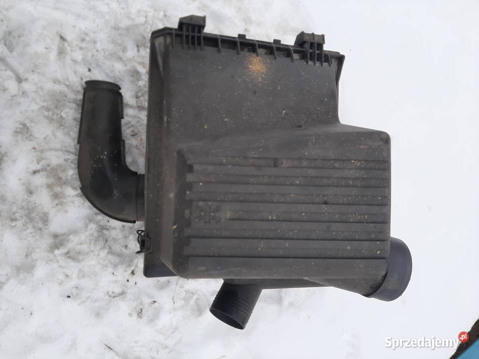 VW Golf III 3 16 obudowa filtra powietrza Ksawerów sprzedam