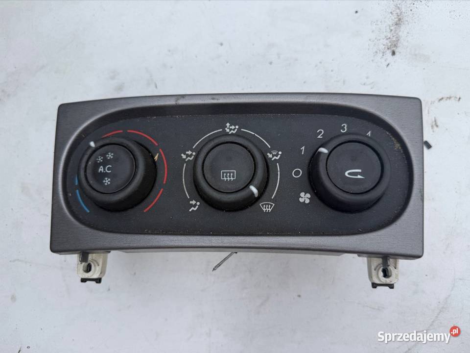 Włącznik przełącznik panel sterowania Renault Ostrów Wielkopolski