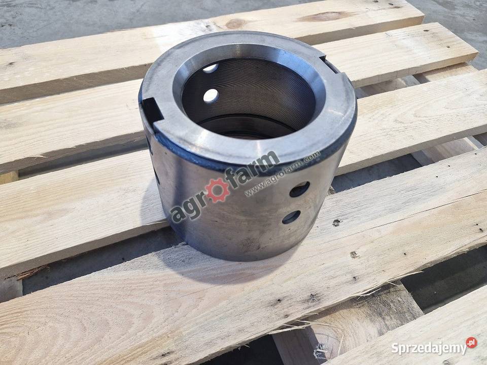 Obudowa kosza Valtra T171 N101 T121 T203 T213 Byków