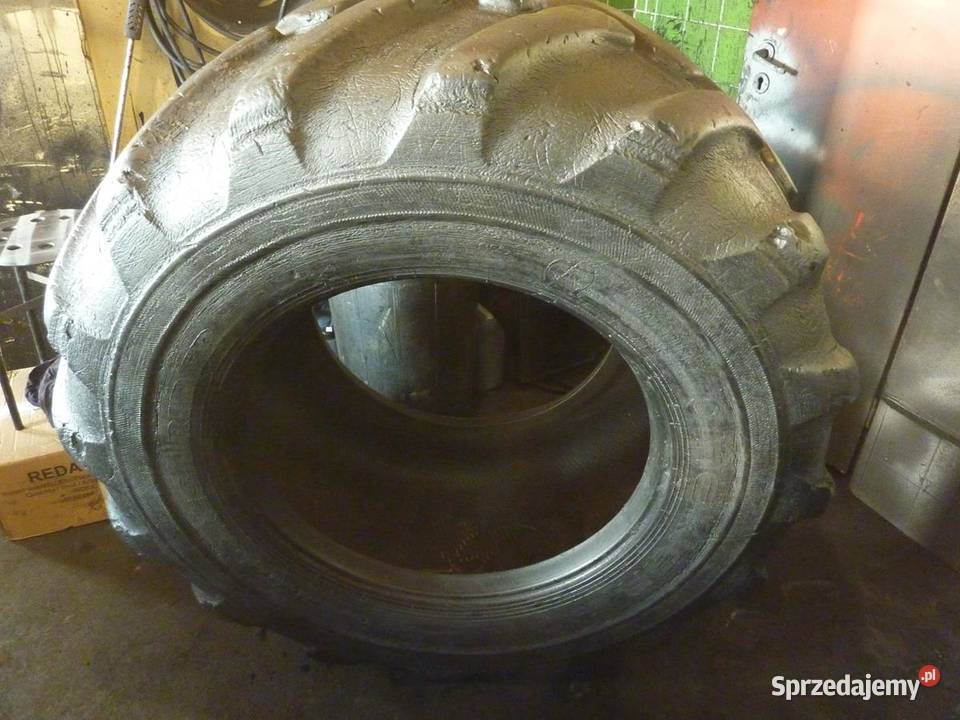 Opona używana leśna 60055R265 NOKIAN 2200 W2900 podlaskie Zaścianki sprzedam