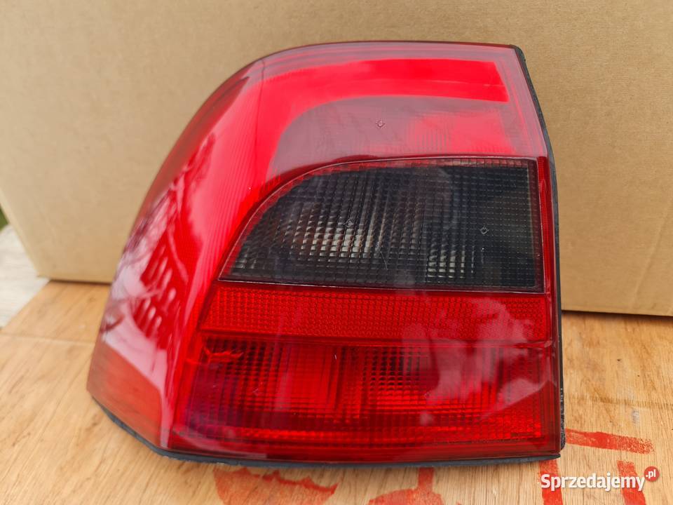 Opel vectra b lampa lewy tył Oświetlenie Żory