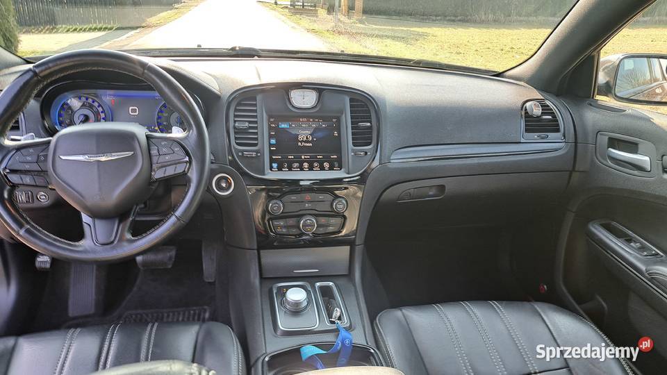 Chrysler 300s 36 Benzyna Awd 300 Lublin