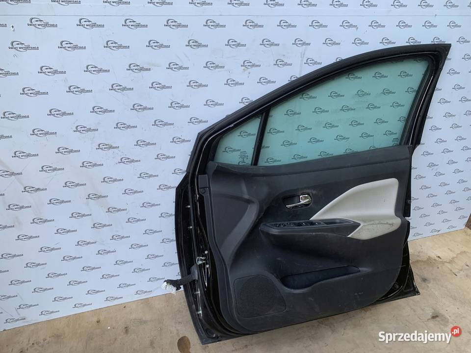 NISSAN MICRA V K14 19r drzwi prawe przód