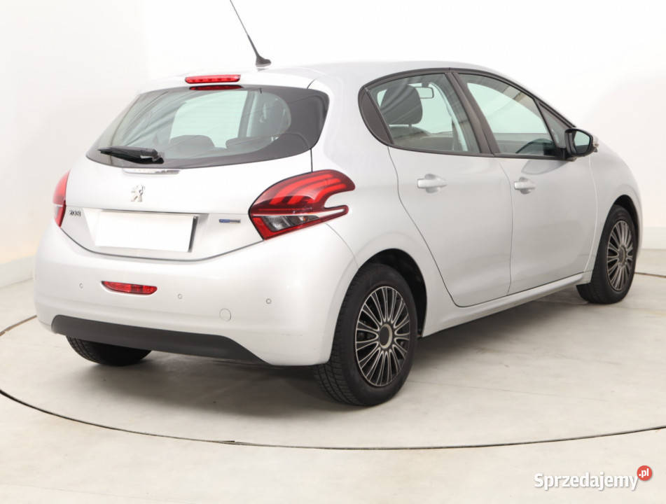 Peugeot 208 12 PureTech poduszka powietrzna