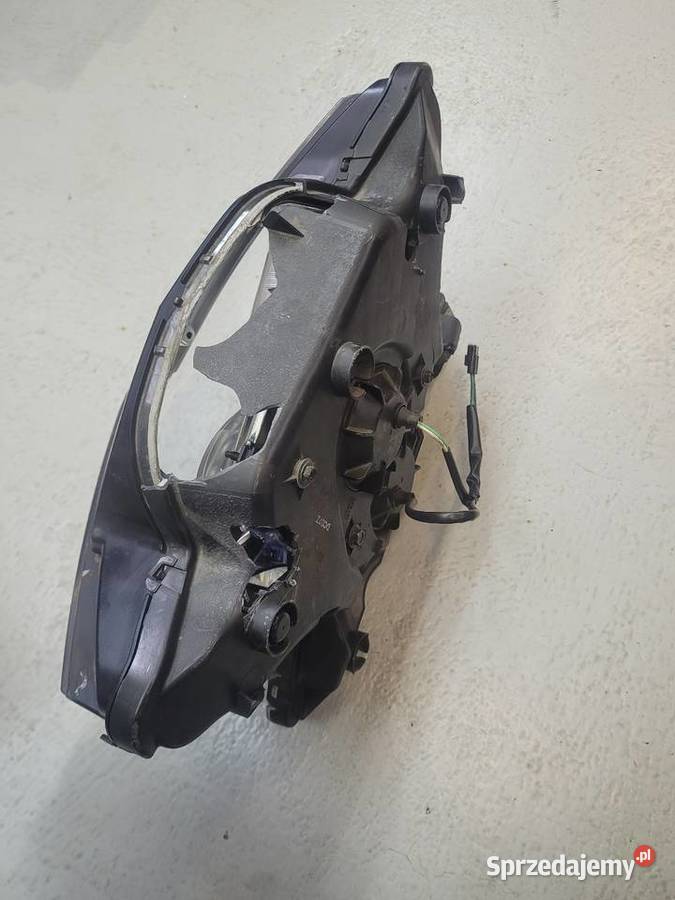 Honda VFR 1200 F 2012 LAMPA REFLEKTOR PRZÓD Nowy Tomyśl