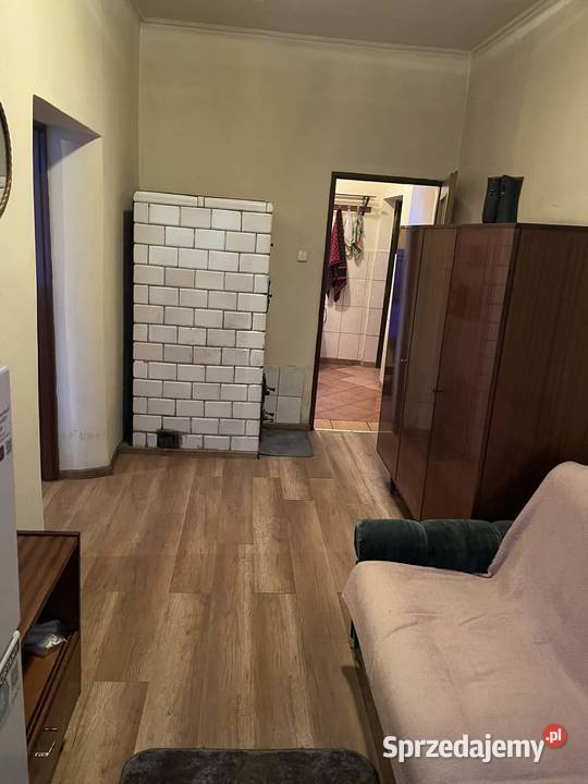 Sprzedam mieszkanie 4884 metry z ogródkiem do oddzielna kuchnia Węgorzewo